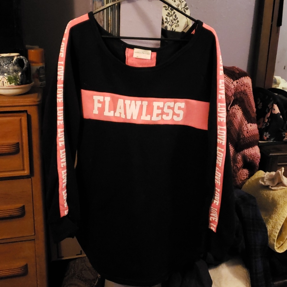 Ladies sweatshirt